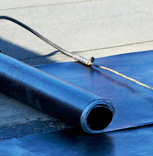 Expert Rubberized Roof Patch Solutions: Restoring Maywood's Flat Roofs to Peak Performance