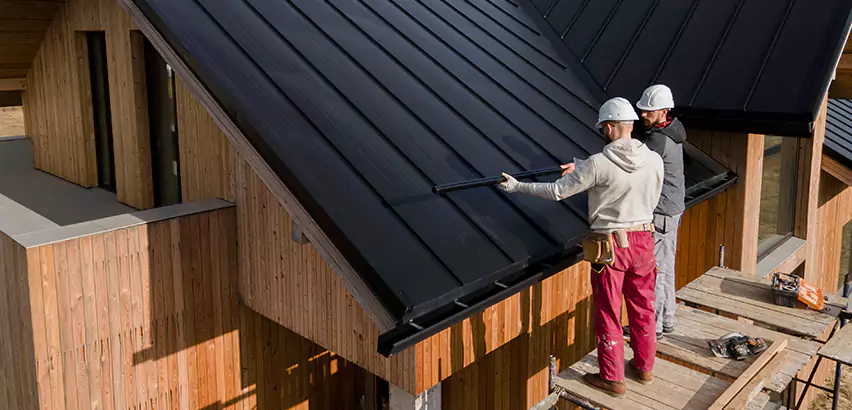 Professional Barn Roof Repair Services in Maywood, IL