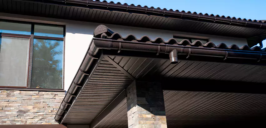 Soffit Damage Repair in Maywood