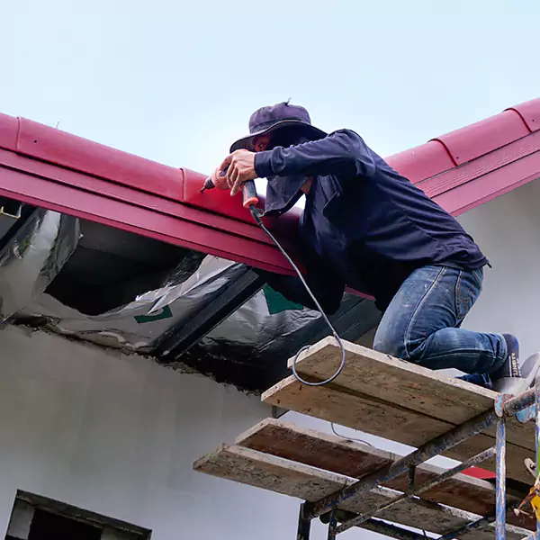 Why Maywood, IL Homeowners Choose Maywood Roofing for Fascia Repair?
